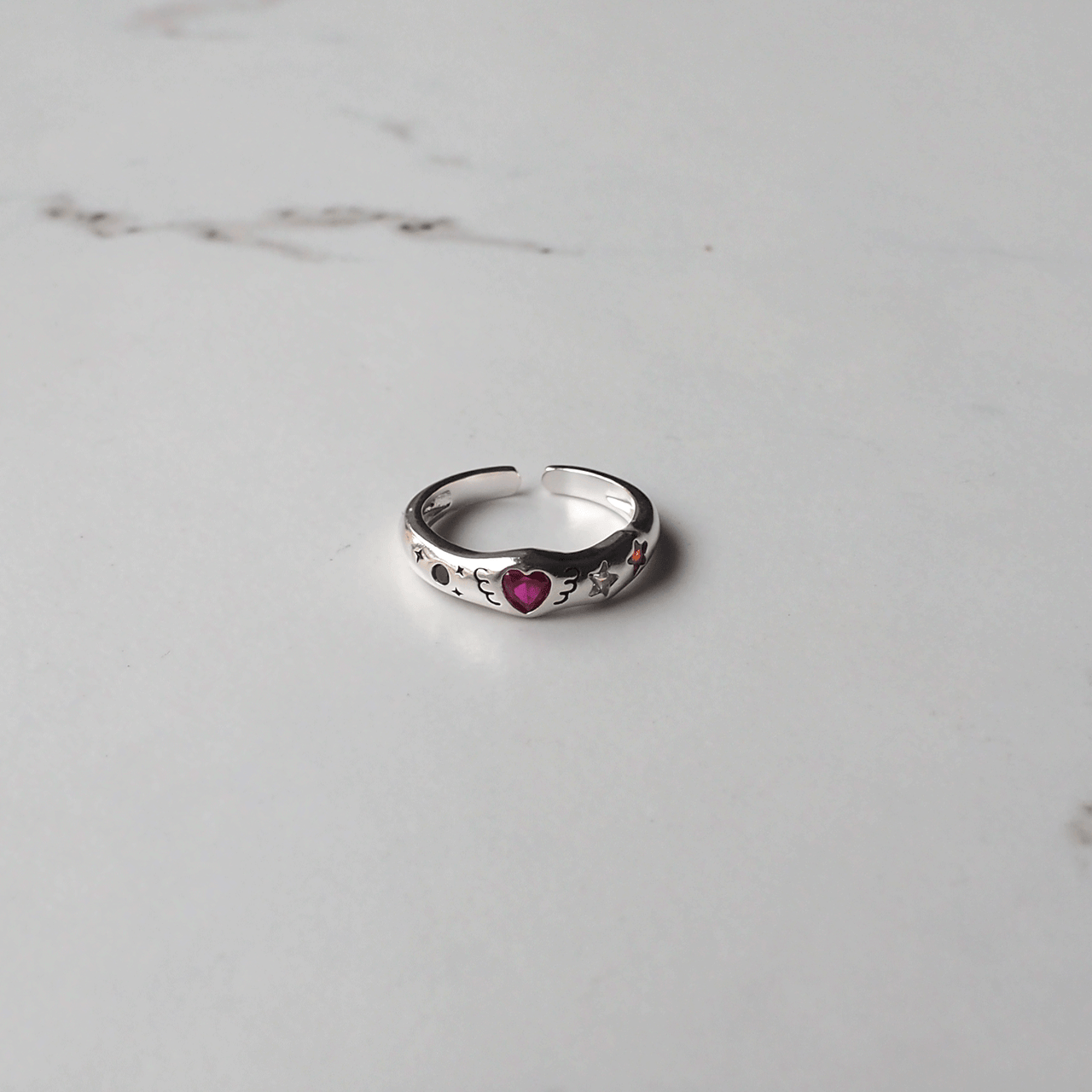 Anillo Corazón Fucsia Alitas