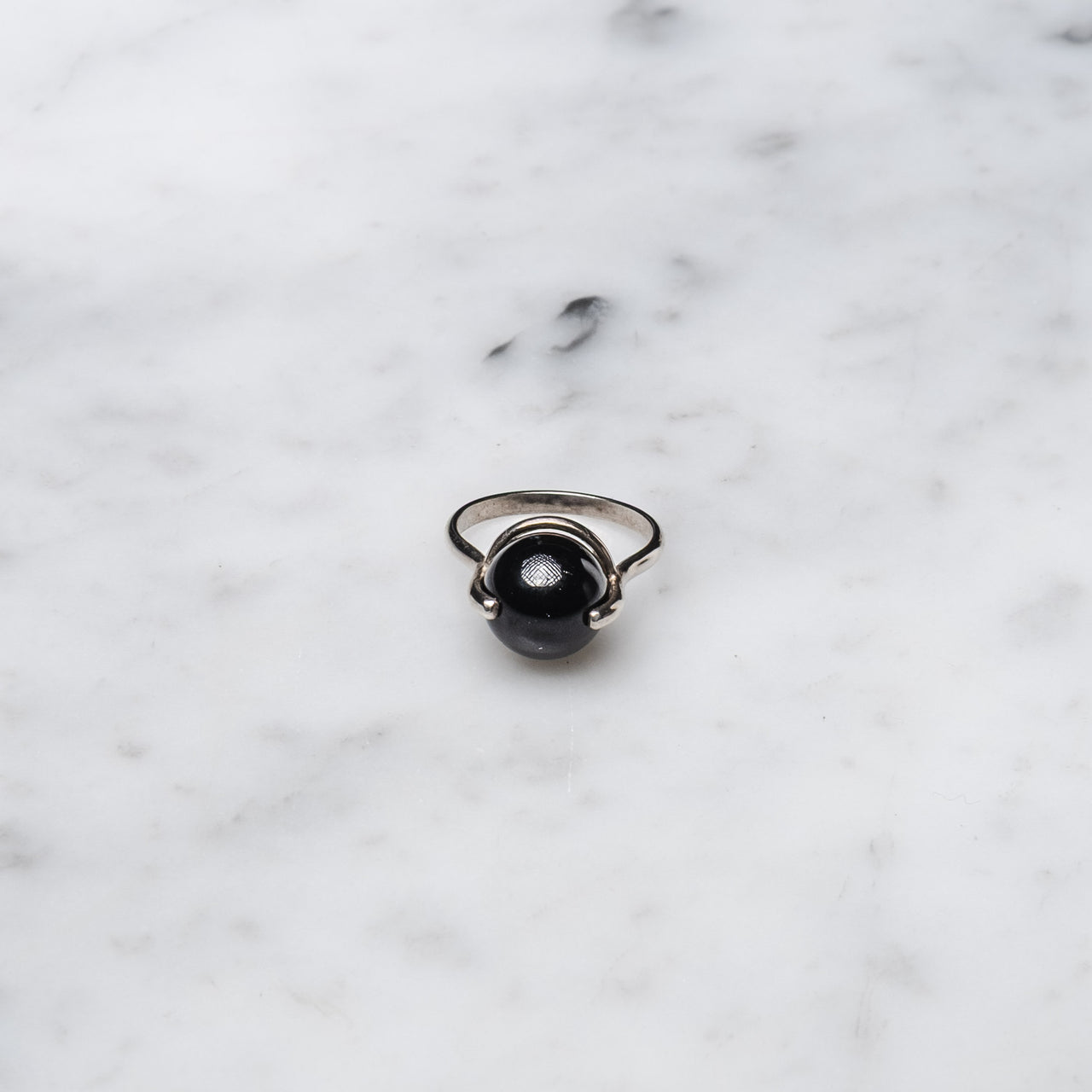 Ara Jwls Anillo Sfera Onix Negro