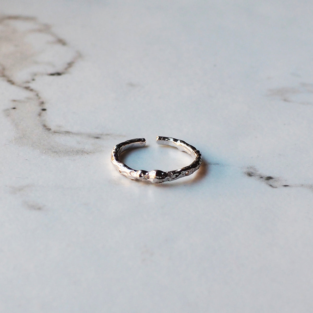 Anillo Delgado Orgánico